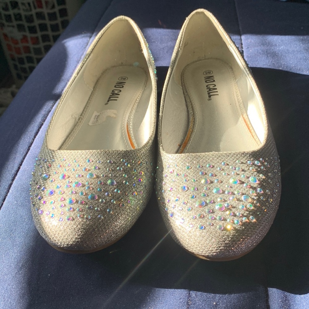 NO Call Glimmer shoes